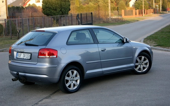 Audi A3 cena 11990 przebieg: 194000, rok produkcji 2003 z Szczytna małe 352